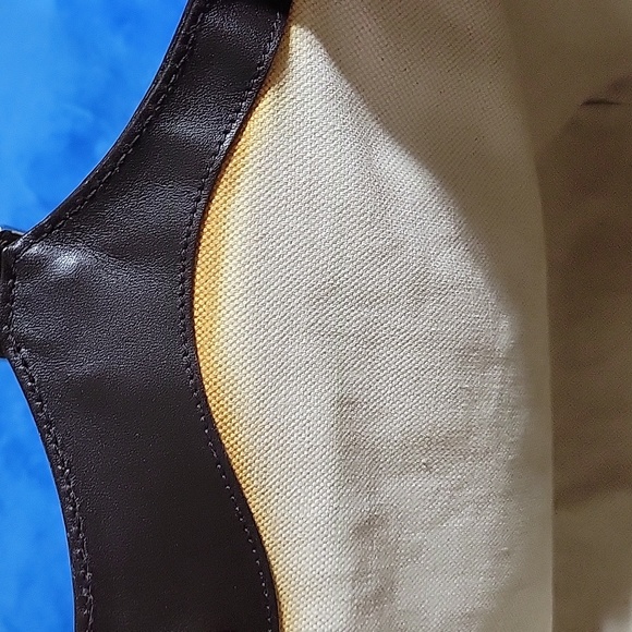 Gucci Sukey GG Medium Canvas Shoulderbag Tote - Picture 3 of 16